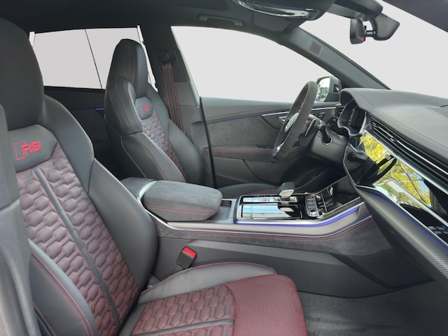 Audi RS Q8 Performance Quattro