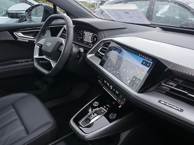 Audi Q4 e-tron SUV 45 e-tron Audi Q4 e-tron