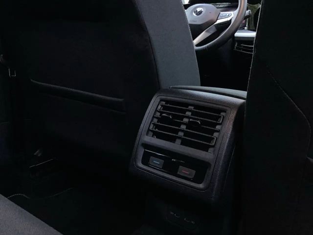 Volkswagen Golf 2.0 TDI Life Variant