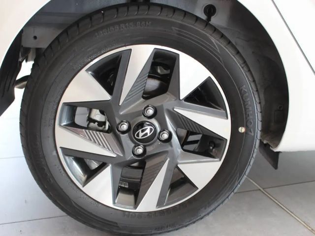 Hyundai i10 1.0 2WD Trend