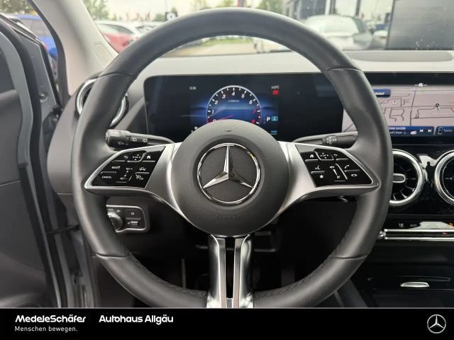 Mercedes-Benz B 200 Progressive