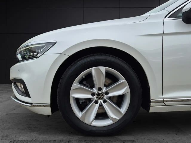 Volkswagen Passat DSG Elegance Elegance Variant