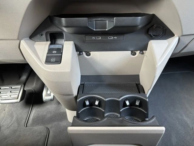 Volkswagen Multivan 2.0 TDI DSG Style T7