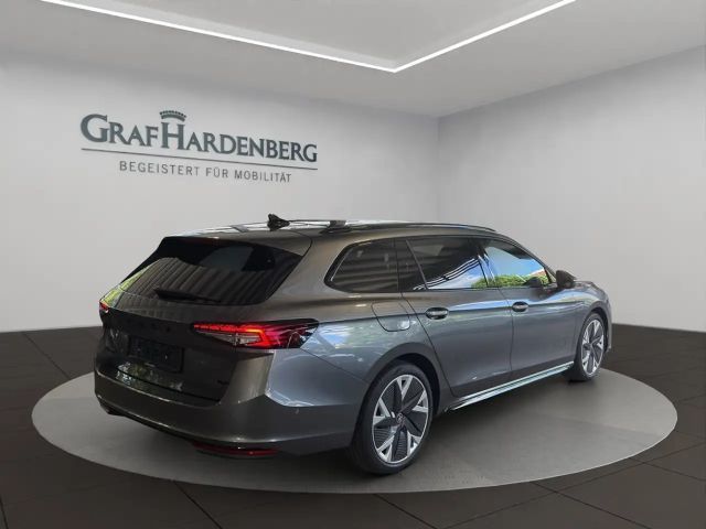 Skoda Superb 2.0 TSI 4x4 Combi Sportline