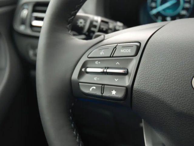 Hyundai i30 Advantage Hybrid T-GDi