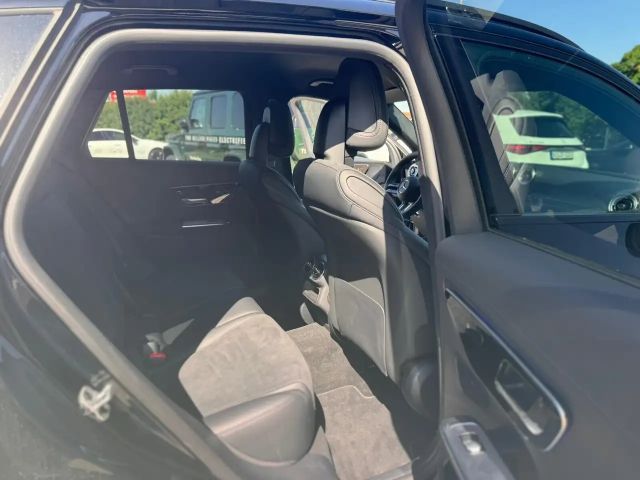 Mercedes-Benz GLC 200 4MATIC AMG Line