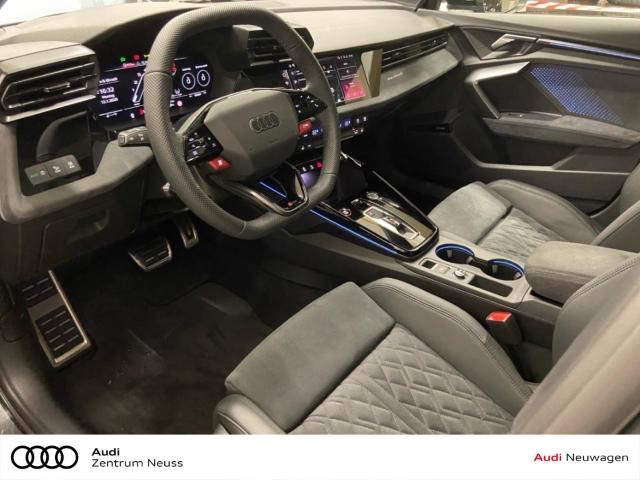 Audi RS3 Quattro S-Tronic Sedan