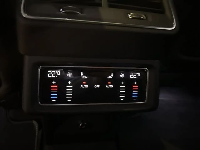 Audi e-tron 55 S-Line