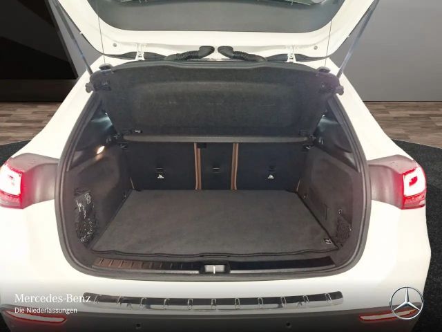 Mercedes-Benz GLA 180 Progressive