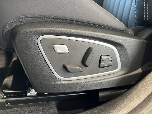 Renault Espace E-Tech Hybrid Iconic