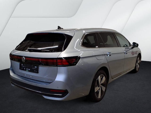 Volkswagen Passat 1.5 TSI Business DSG Variant