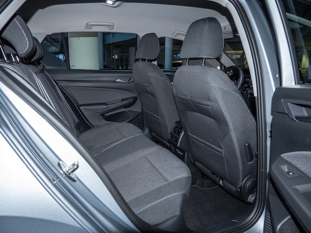 Volkswagen Golf 1.5 eTSI Golf VIII Life