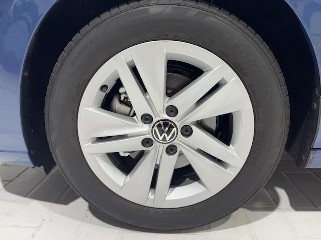 Volkswagen Golf 1.5 TSI Life Variant