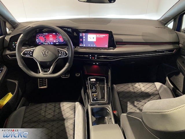 Volkswagen Golf 1.5 TSI DSG R-Line Variant