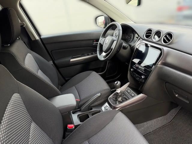 Suzuki Vitara AllGrip Hybrid Shine