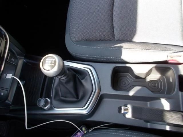 SsangYong Tivoli Amber 1.5T, Klima Kamera Tempomat PDC