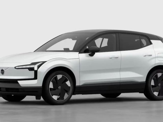Volvo EX30 Plus