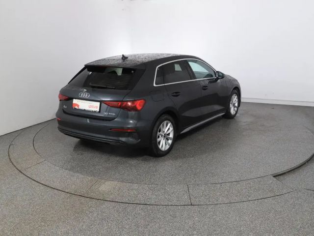 Audi A3 30 TFSI Sedan