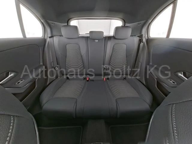 Mercedes-Benz A 200 Progressive