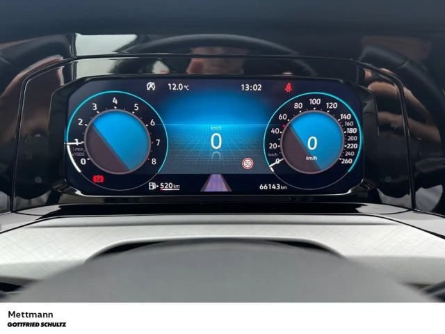 Volkswagen Golf 1.0 TSI Life e-Golf