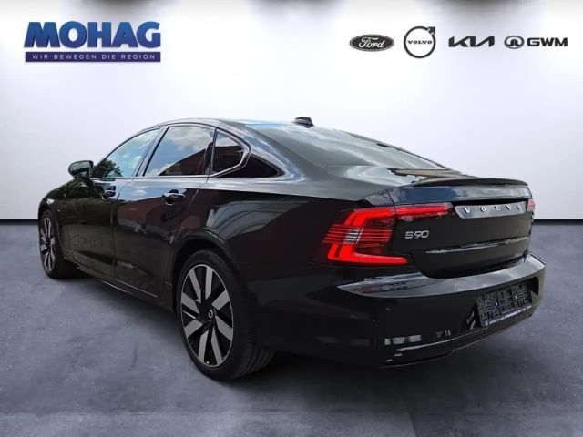 Volvo S90 AWD Dark Plus T8