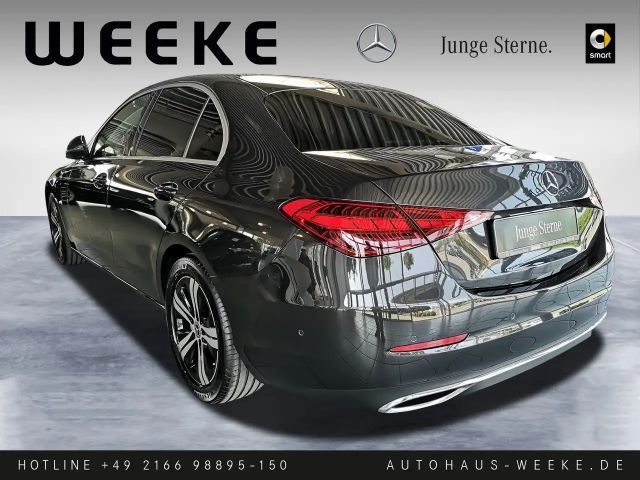 Mercedes-Benz C 180 AVANTGARDE Sedan