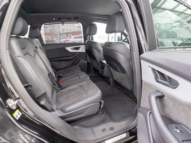 Audi Q7 55 TFSI Quattro S-Line