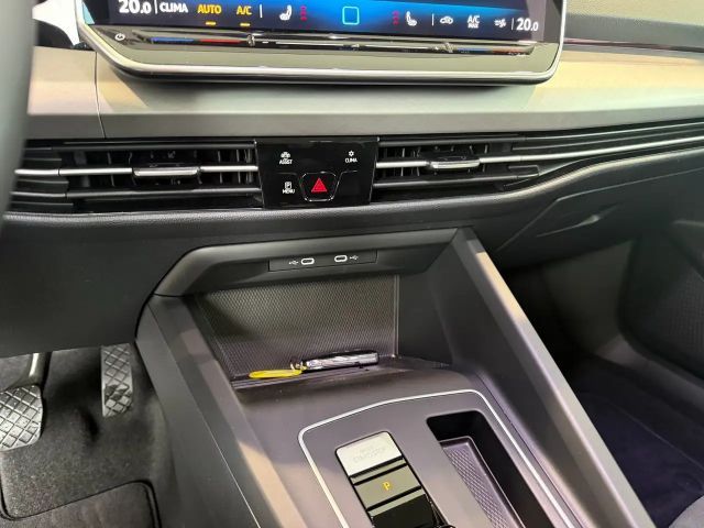 Volkswagen Golf DSG Life