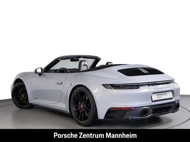 Porsche 992 4 Cabrio Carrera GTS