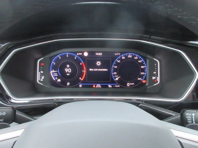 Volkswagen T-Cross 1.0 TSI DSG R-Line