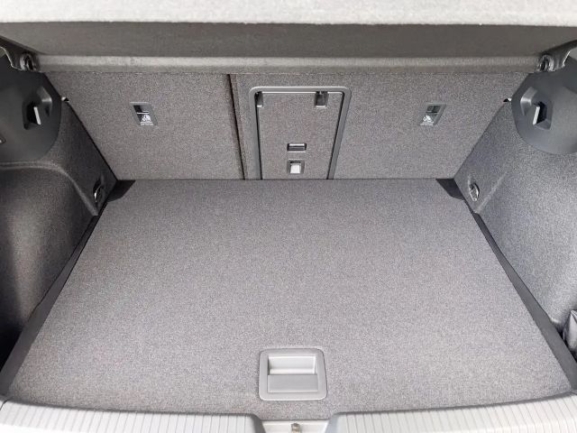 Volkswagen Golf Rabbit TSI