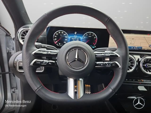 Mercedes-Benz A 200 AMG Line