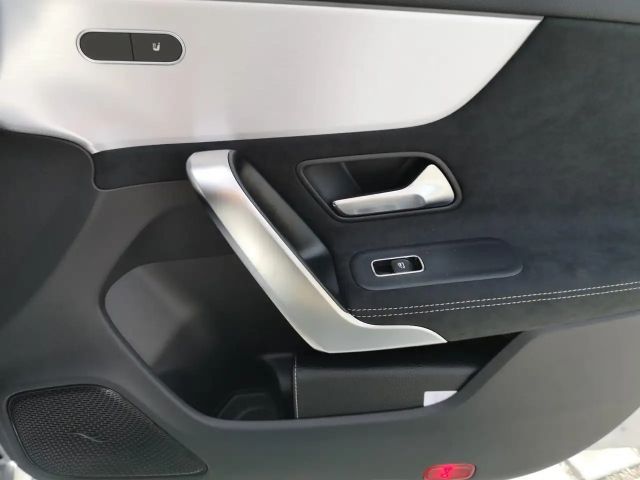 Mercedes-Benz CLA 200 CLA 200 d Shooting Brake
