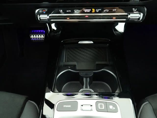 Mercedes-Benz A 180 AMG Line Hatchback