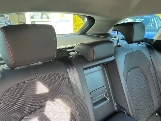 Seat Leon 1.5 eTSI DSG FR-lijn Sportstourer