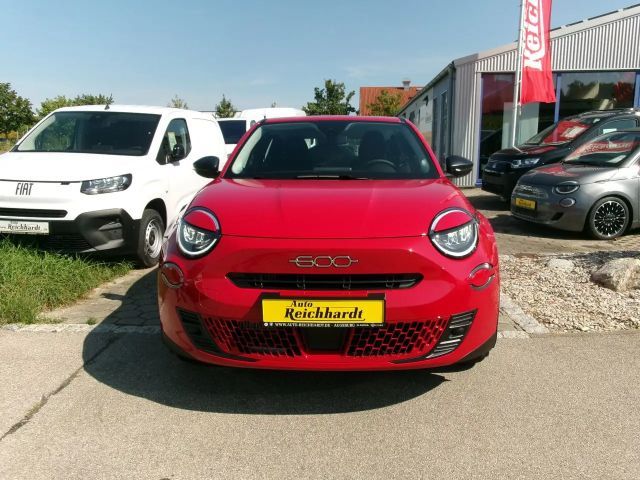 Fiat 600e 125 Jahre Sondermodell 74kW (100PS)