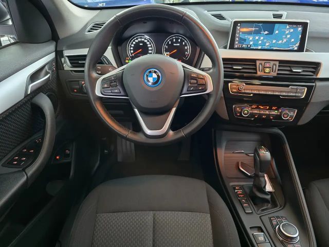 BMW X1 25e Hybrid Allrad Aut. Navigation/Parkassistent