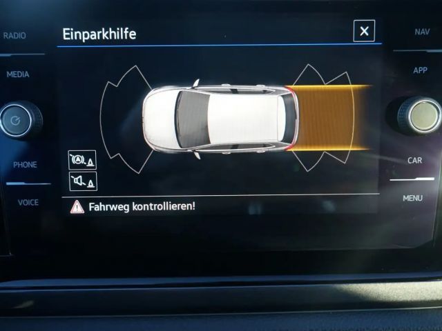 Volkswagen Polo 1.0 TSI Highline R-Line