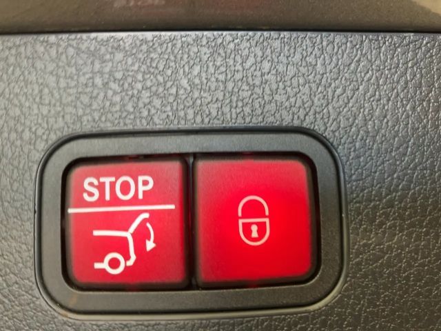 Mercedes-Benz GLB 200 4MATIC GLB 200 d