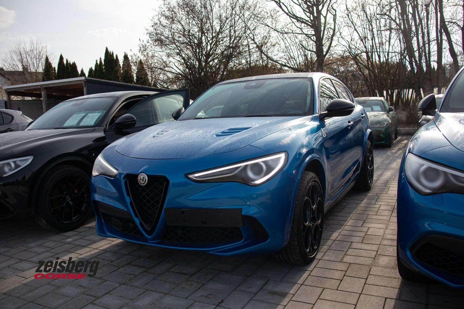 Alfa Romeo Stelvio AT8 Q4 Quadrifoglio Verde
