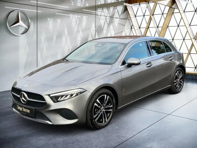 Mercedes-Benz A 200 Progressive