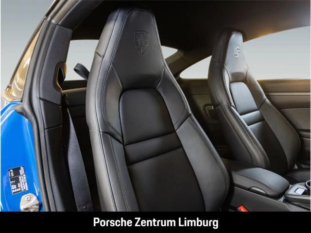 Porsche 992 Carrera Coupé