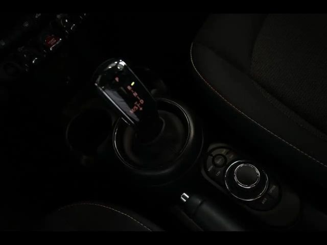 MINI Cooper AUTOMAAT - NAVI - LED