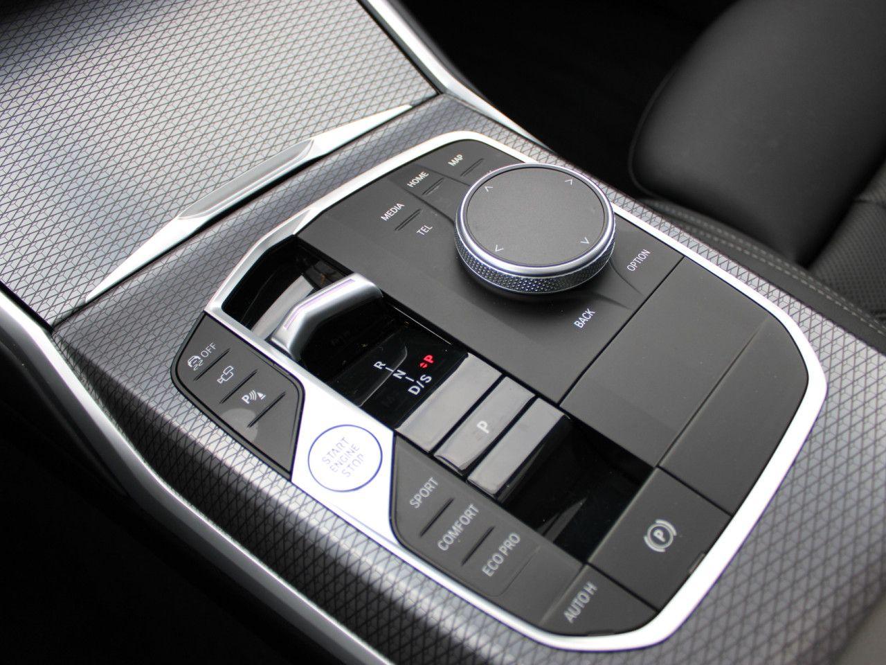 BMW 320 320d M-Sport Touring xDrive