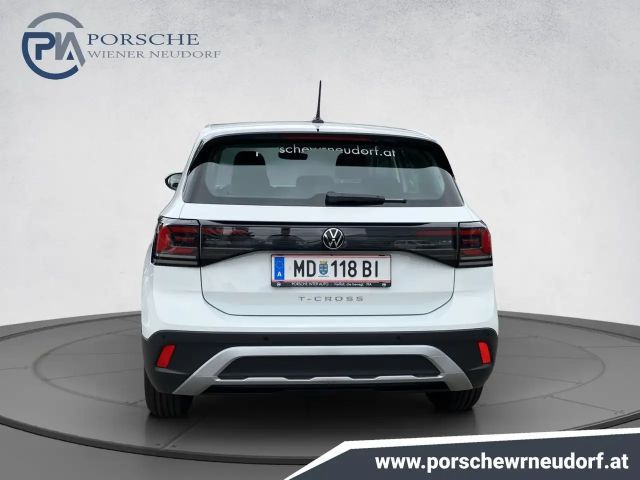 Volkswagen T-Cross 4Me TSI