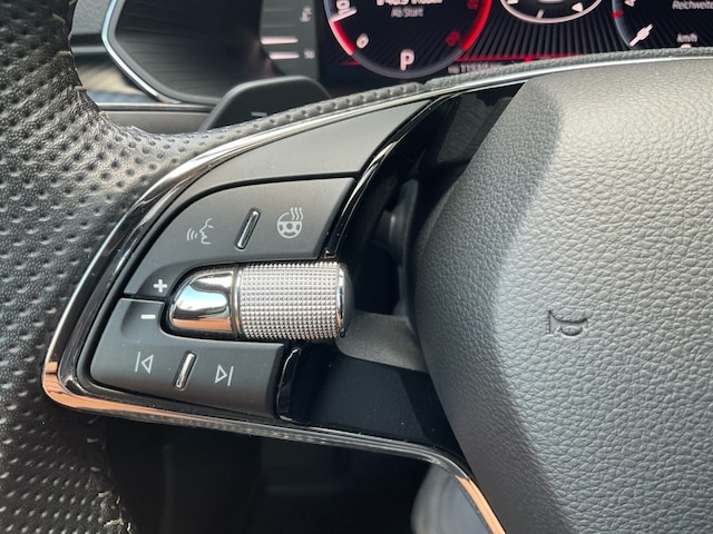 Skoda Superb 2.0 TDI Combi Sportline