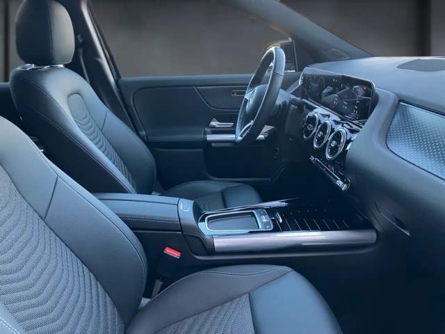 Mercedes-Benz GLA 180 Progressive