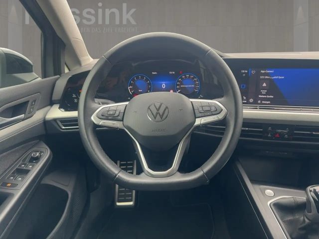 Volkswagen Golf 1.5 TSI Golf VIII Move