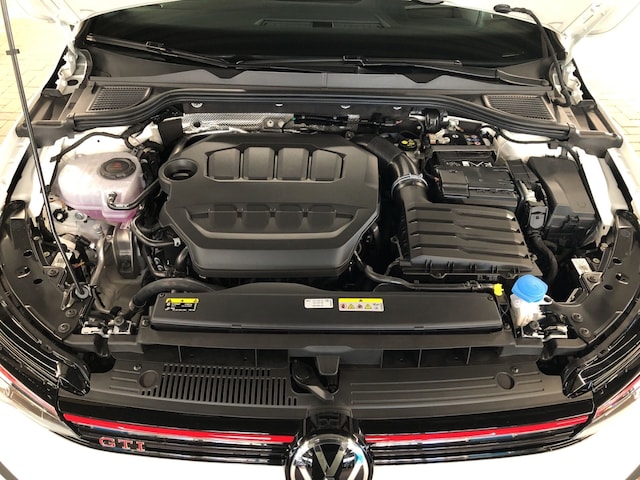 Volkswagen Golf 2.0 TSI DSG GTI