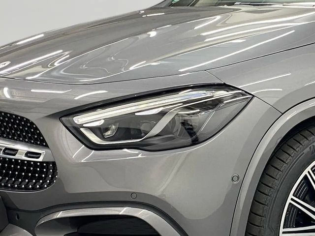 Mercedes-Benz GLA 200 AMG Line